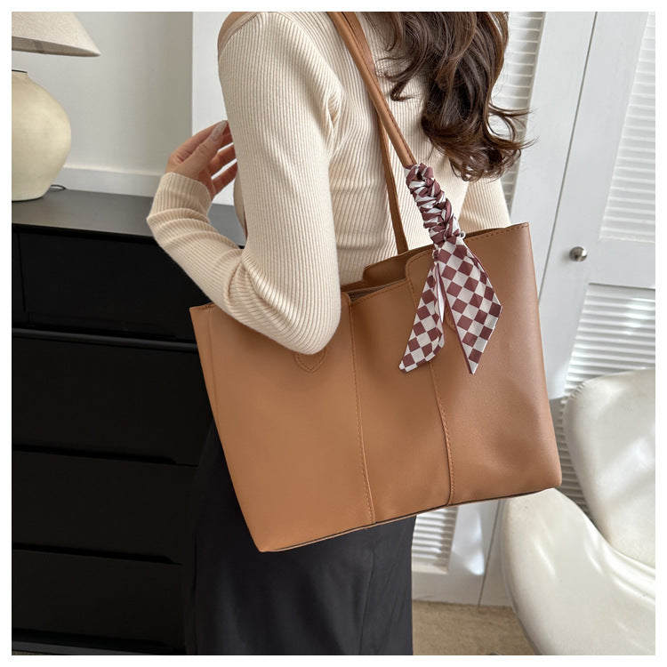 👜 Elegant Everyday Tote Bag