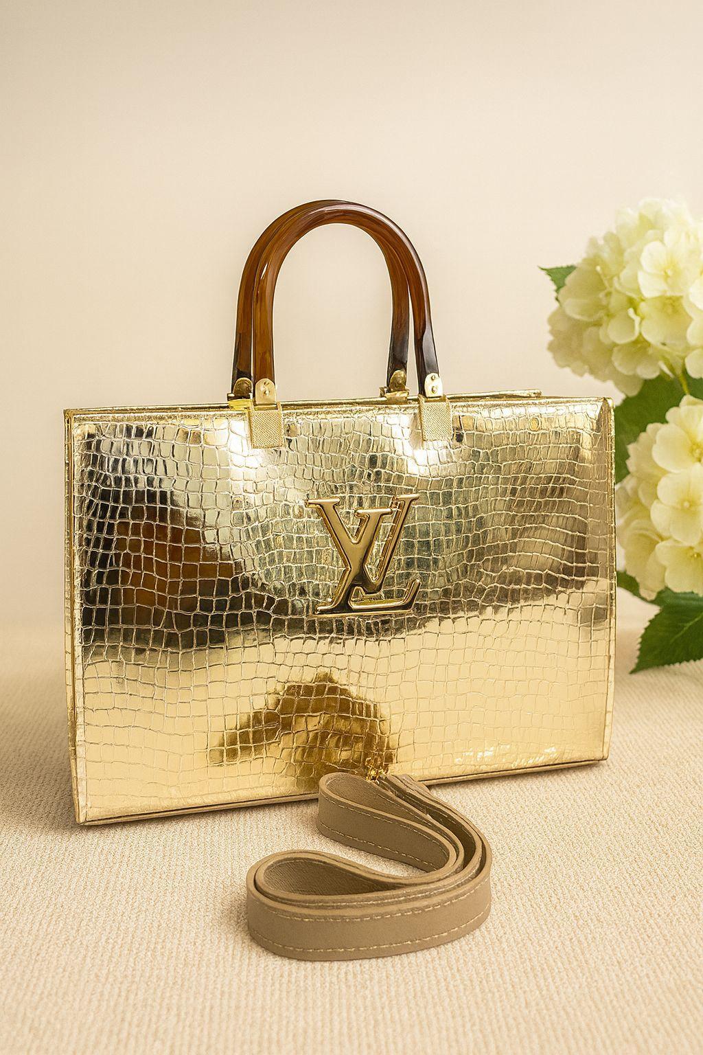 👜 Elegant Everyday Tote Bag